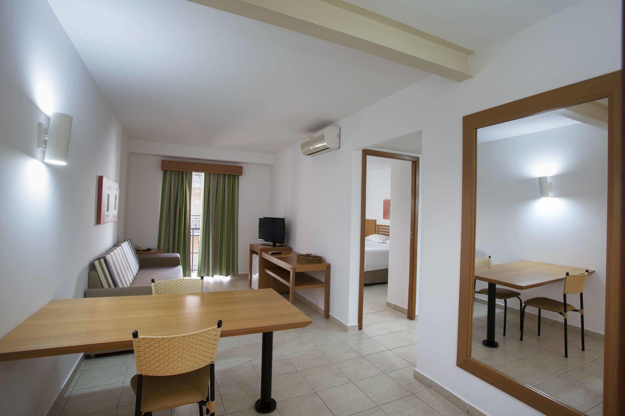 Rio Quente Resorts - Hotel Giardino Екстер'єр фото